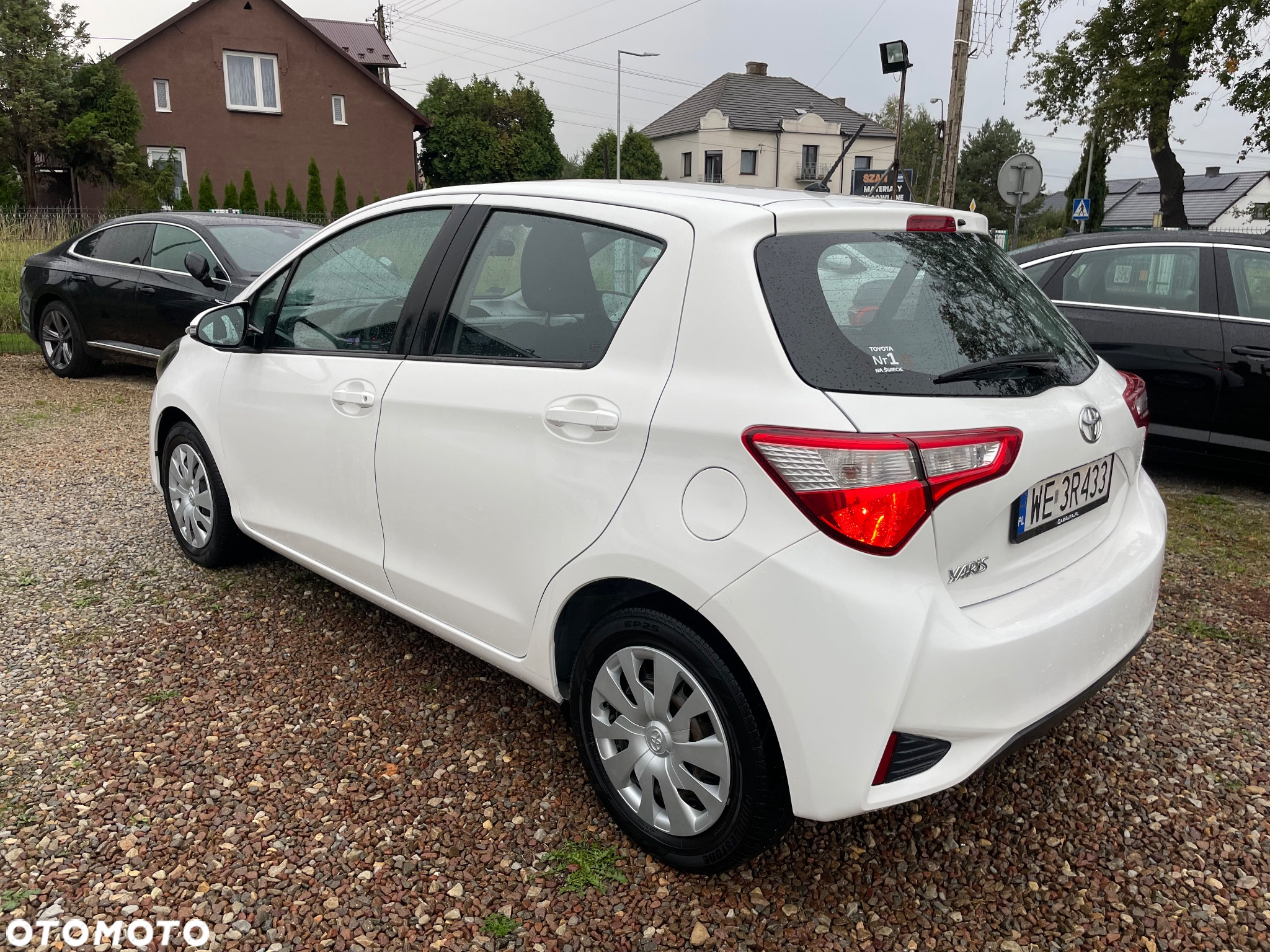 Toyota Yaris 1.0 Active - 8