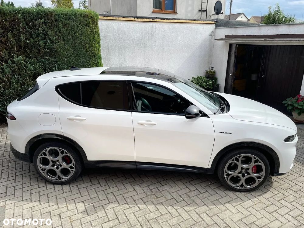 Alfa Romeo Tonale 1.5 T4 GSE mHEV Veloce DCT - 13