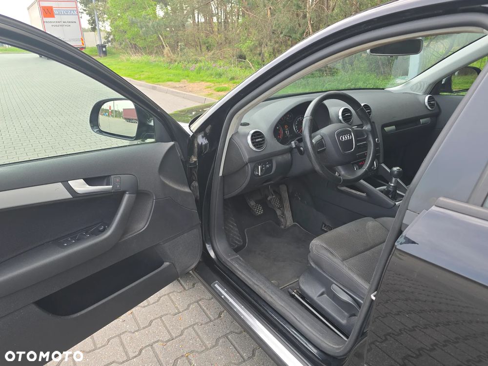 Audi A3 Sportback 1.8 TFSI Attraction - 10
