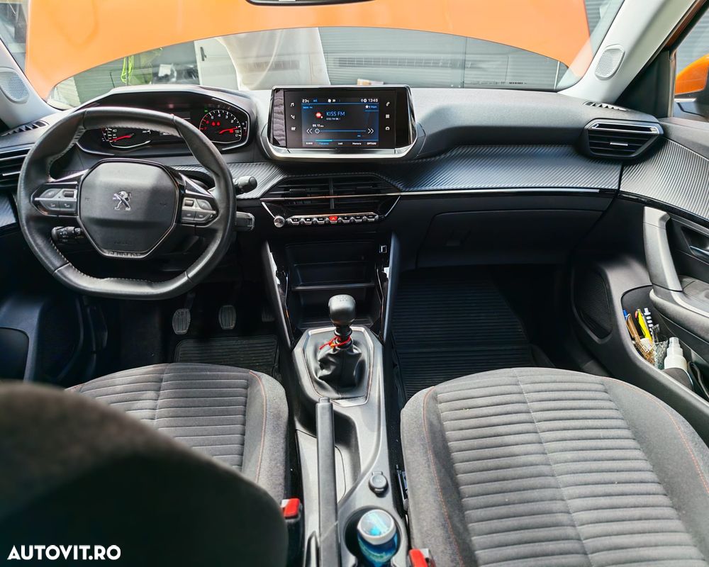 Peugeot 2008 1.2 L PureTech STT Active - 7