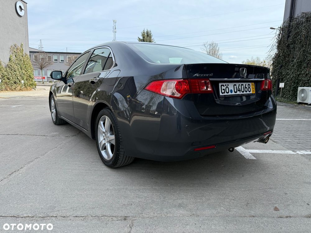 Honda Accord 2.0 Elegance 50 Jahre Edition - 23