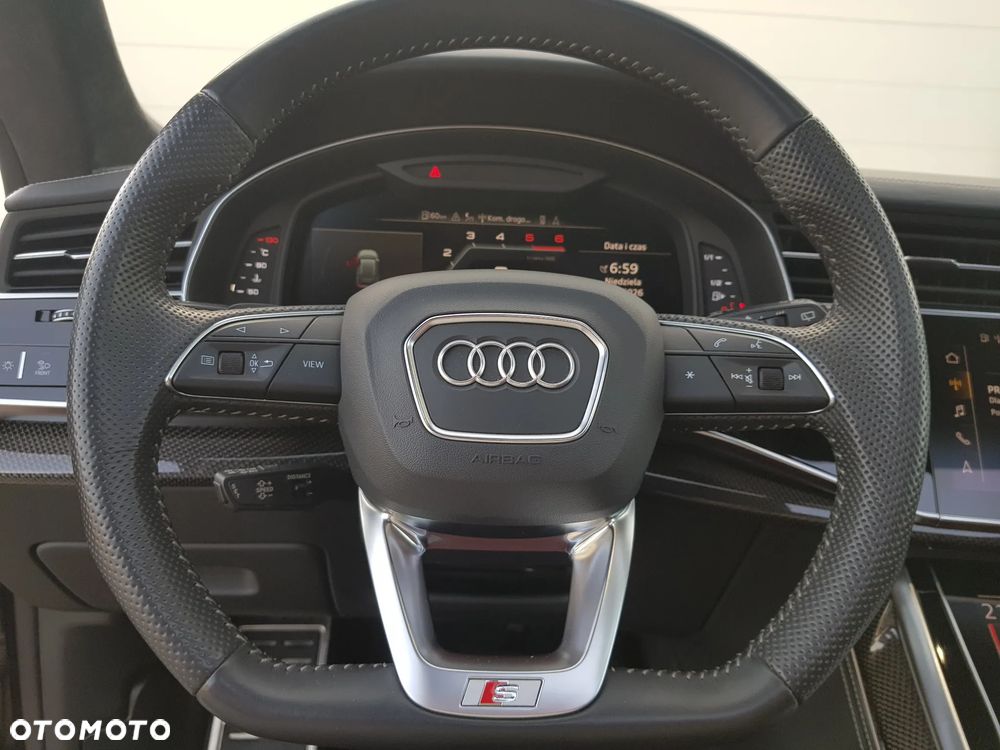 Audi SQ8 - 18