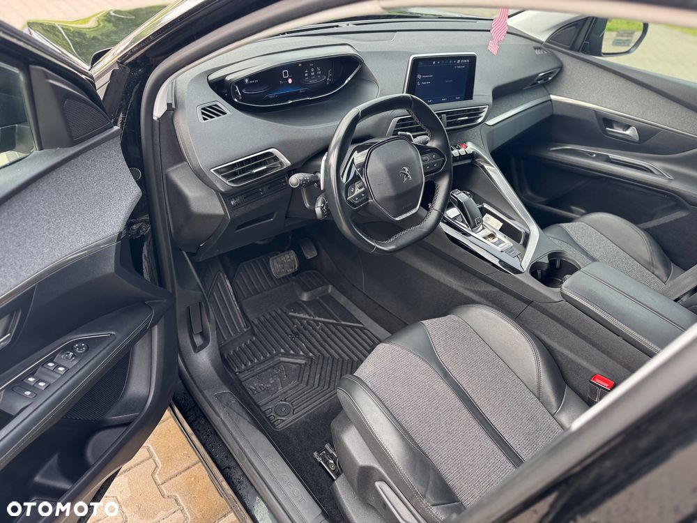 Peugeot 3008 BlueHDi 130 Stop & Start EAT8 Allure - 13