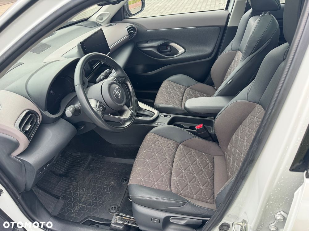 Toyota Yaris Cross 1.5 VVT-i Elegant - 19
