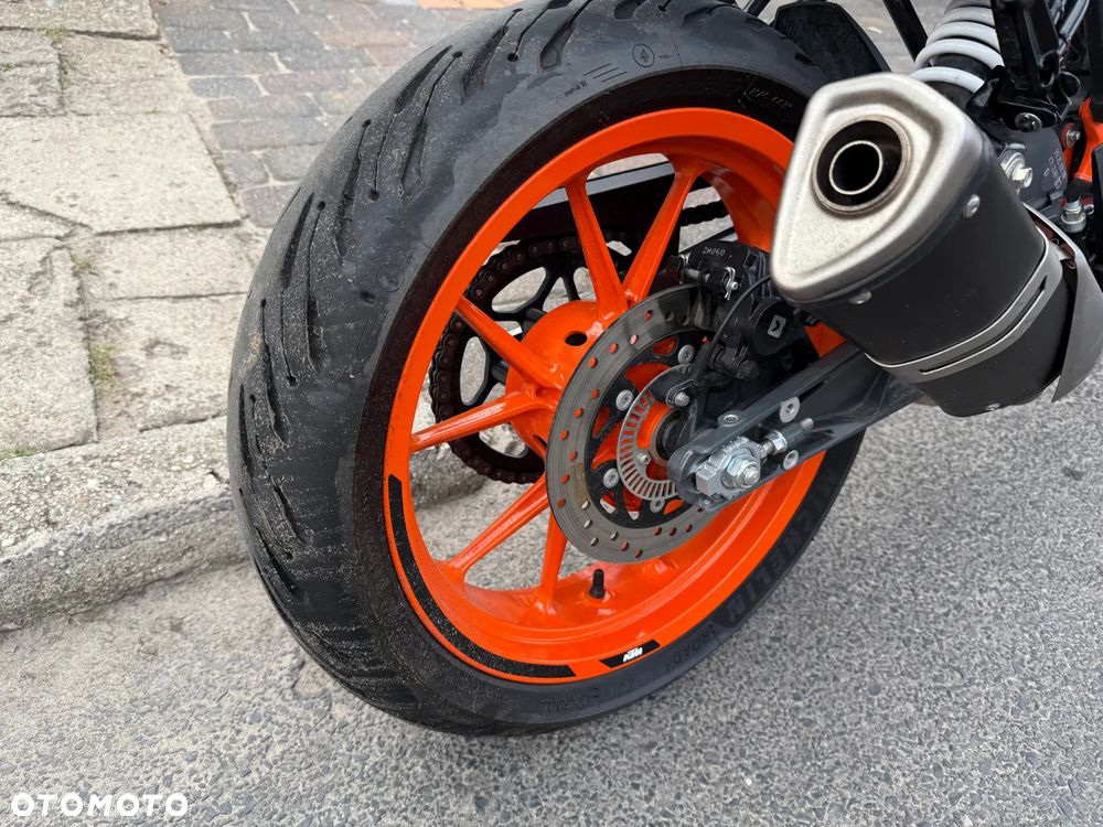 KTM Duke 125 - 17