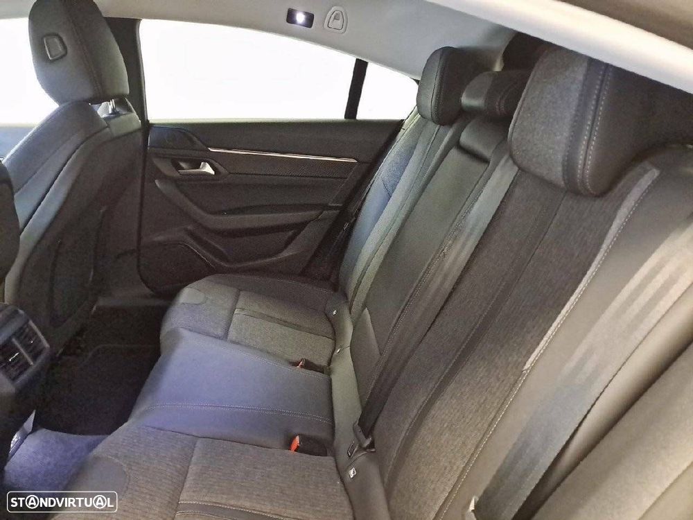 Peugeot 508 1.6 Hybrid Allure e-EAT8 - 10