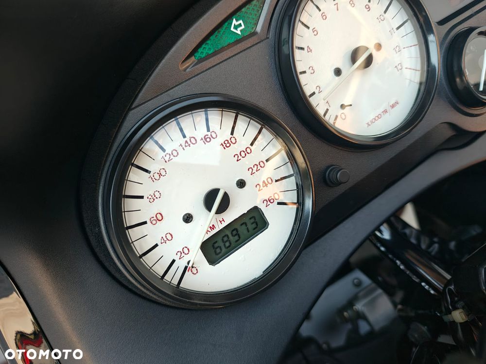 Suzuki GSX-F - Katana - 6