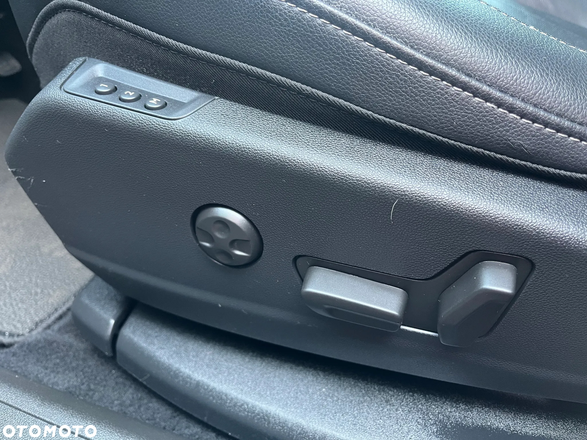 Opel Grandland X Plug-in-Hybrid 1.6 DI Start/Stop Business Edition - 25