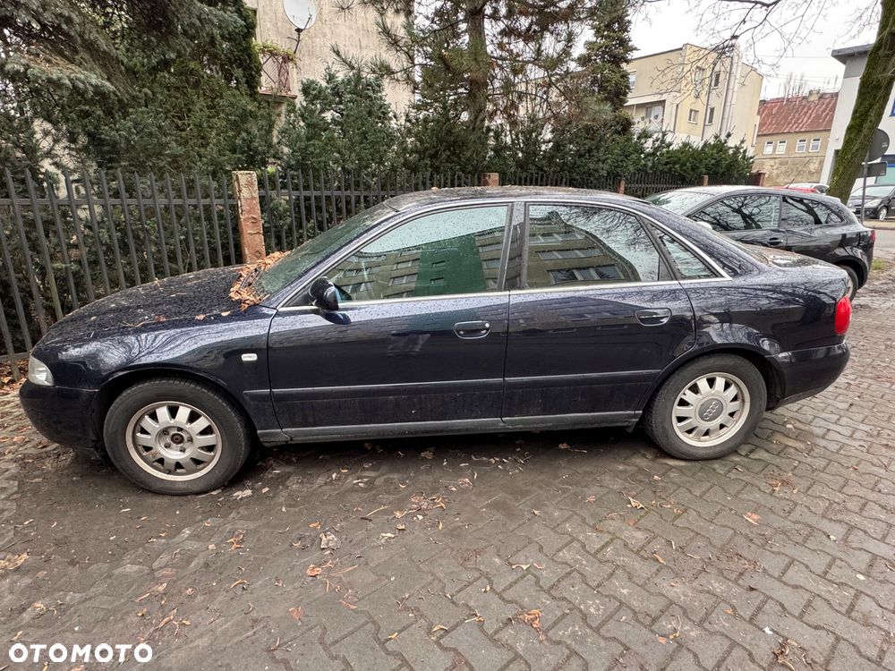 Audi A4 Limousine 1.6 - 2