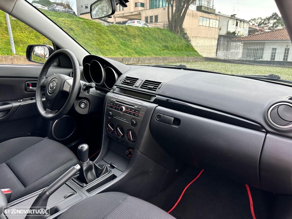 Mazda 3 Hatchback MZR 1.4 Comfort - 38