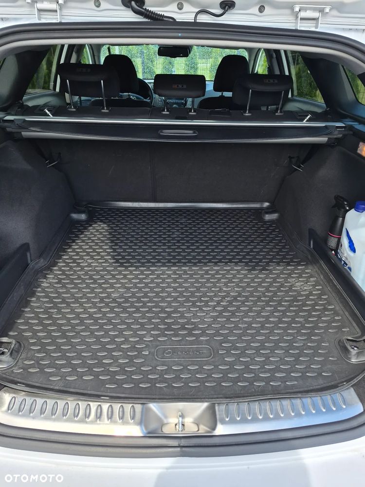 Hyundai i40 Kombi blue 1.6 CRDi Space - 5