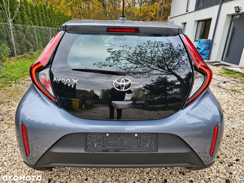 Toyota Aygo X 1.0 VVT-i X-play - 2