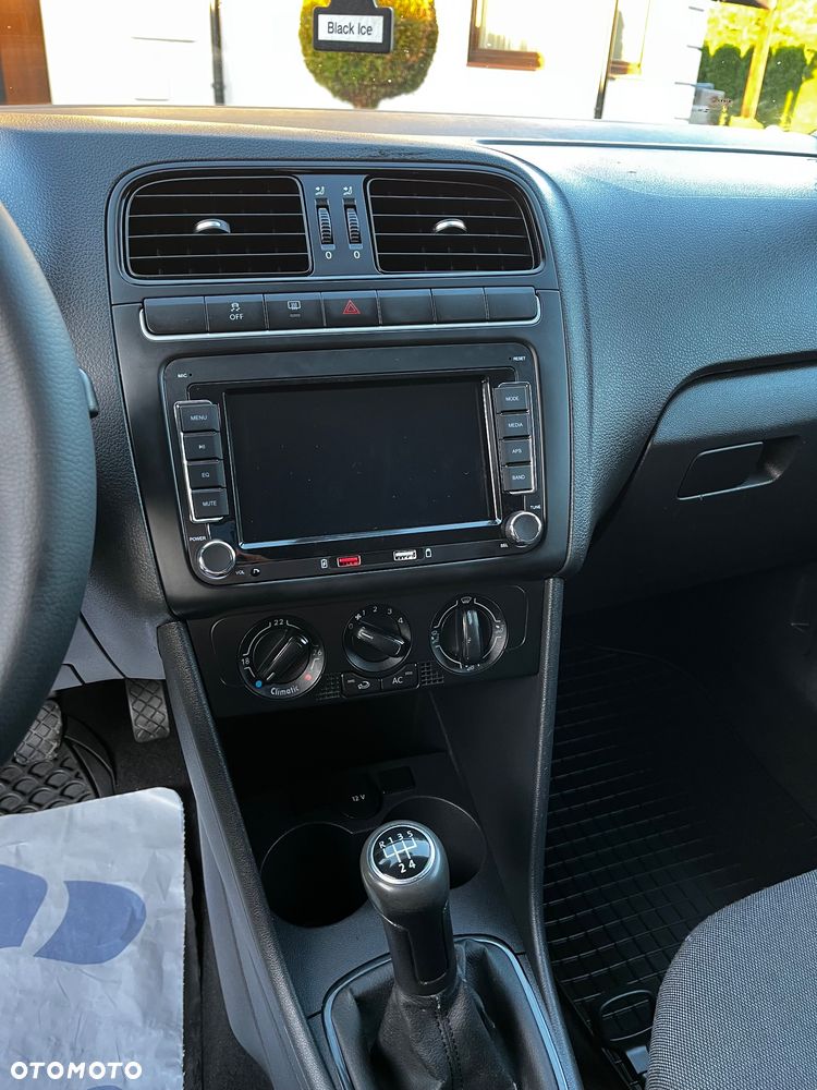 Volkswagen Polo 1.4 Team - 13