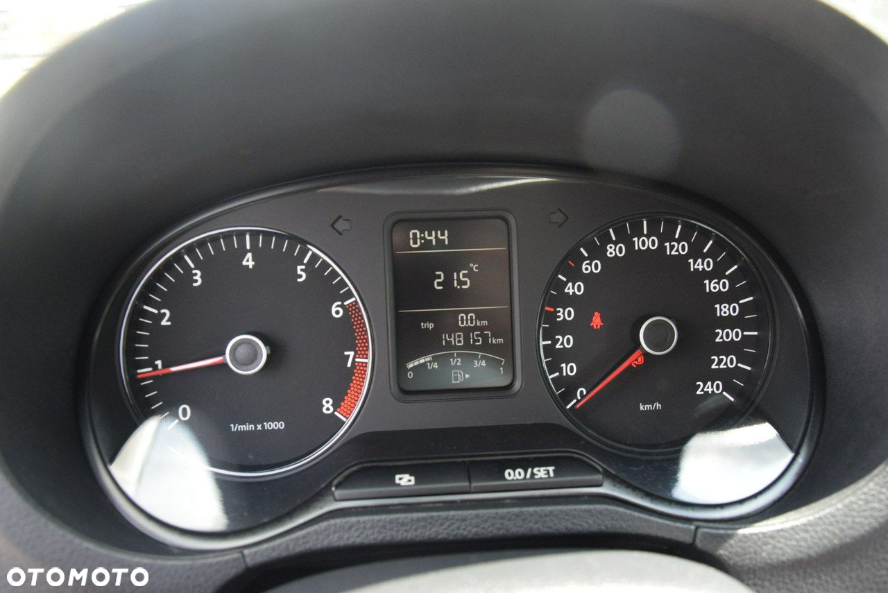 Volkswagen Polo 1.2 12V Comfortline - 23