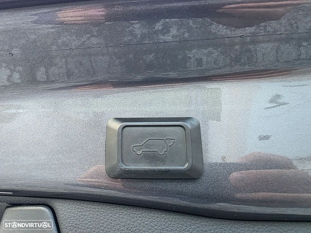 Toyota RAV4 2.5 HDF Exclusive - 22