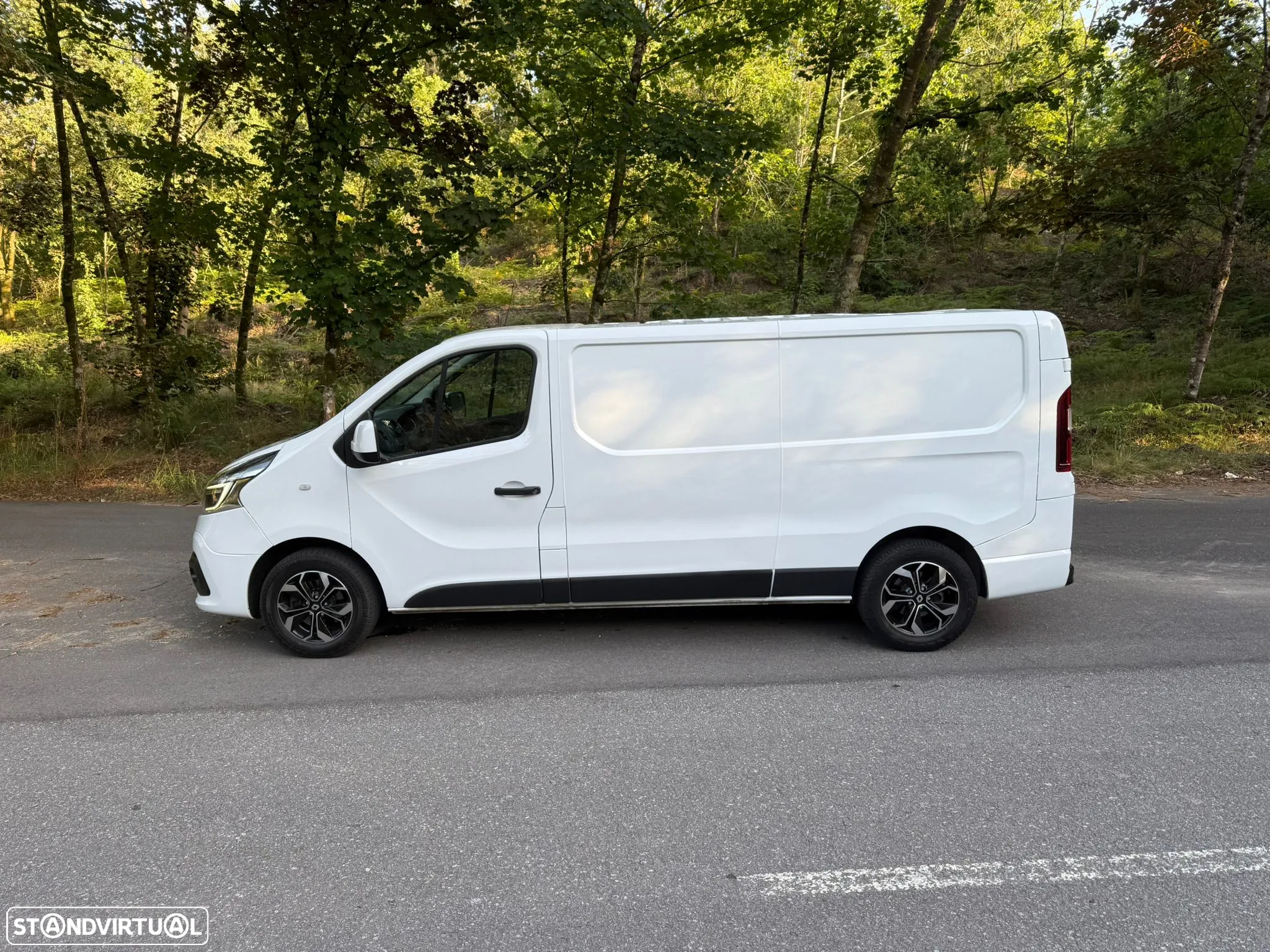 Renault Trafic L2H1 2.0CC DCi 120Cv - 5