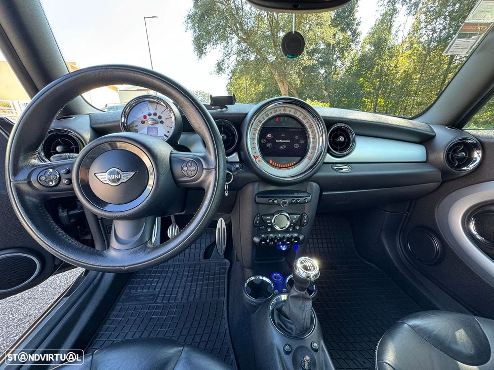 MINI 3 Portas Cooper SD - 14