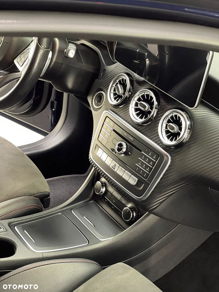 Mercedes-Benz Klasa A 180 7G-DCT AMG Line - 3