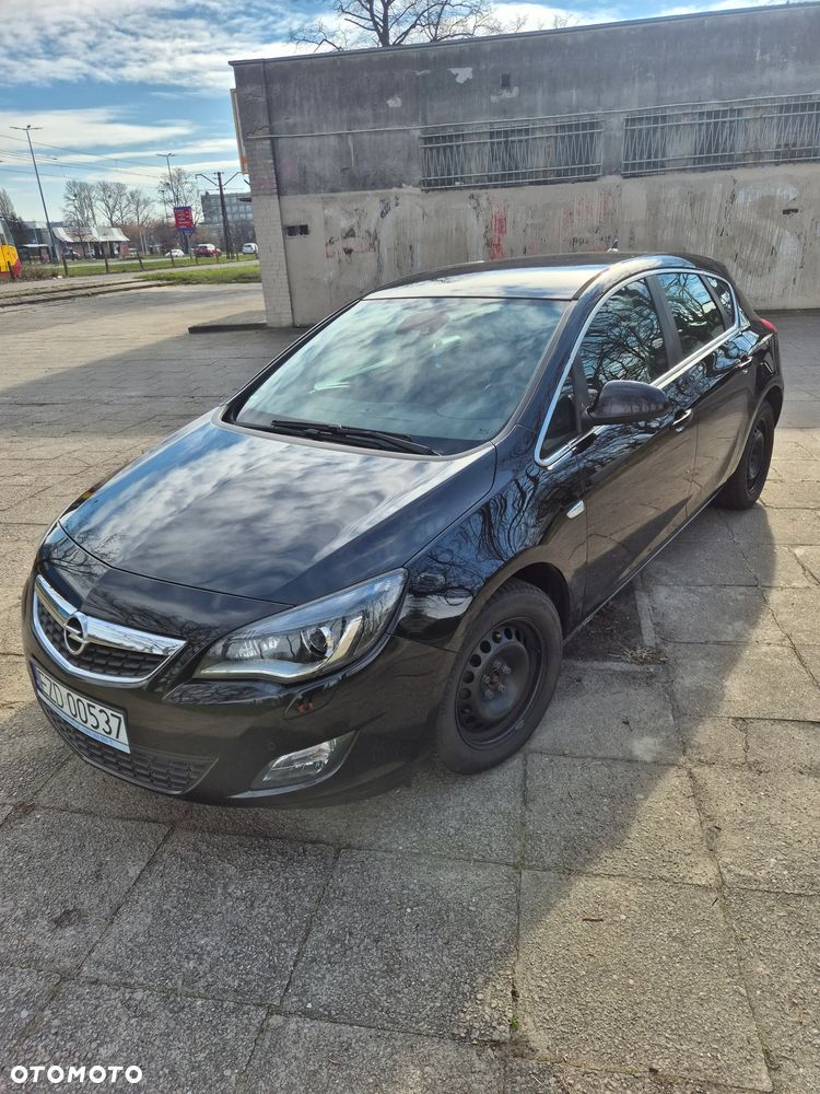 Opel Astra 1.4 T Cosmo - 1