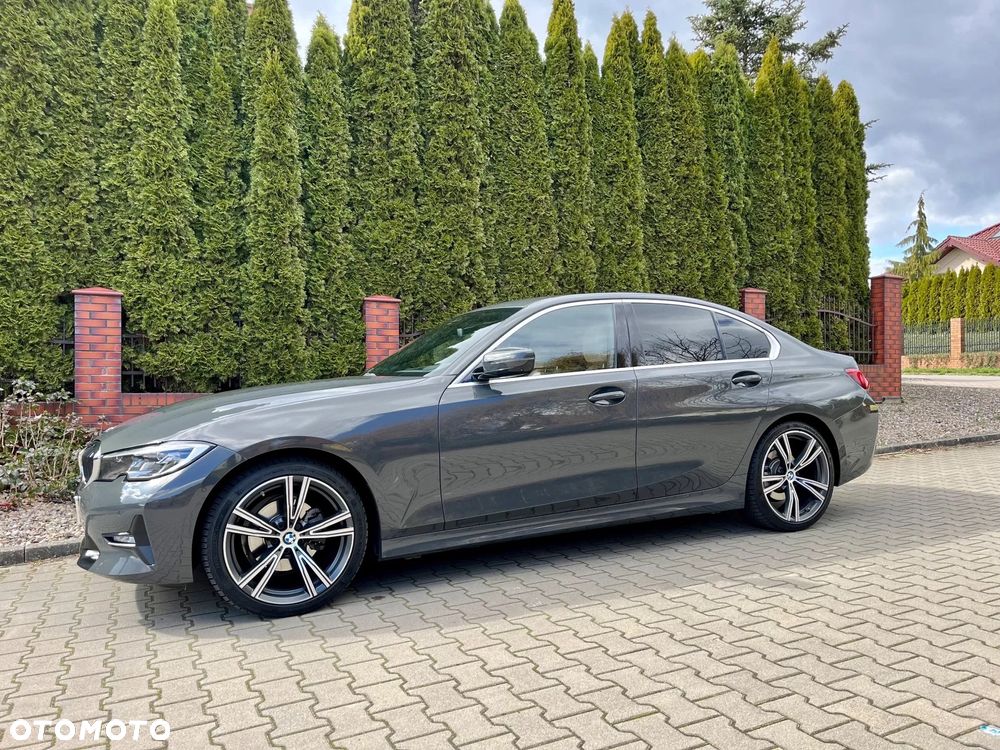 BMW Seria 3 320i M Sport - 3