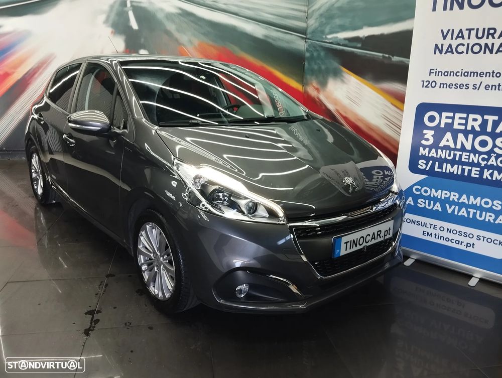 Peugeot 208 1.2 PureTech Signature - 8