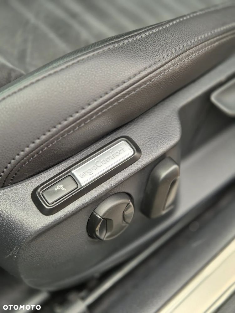 Volkswagen Passat 2.0 TDI BMT Highline - 18