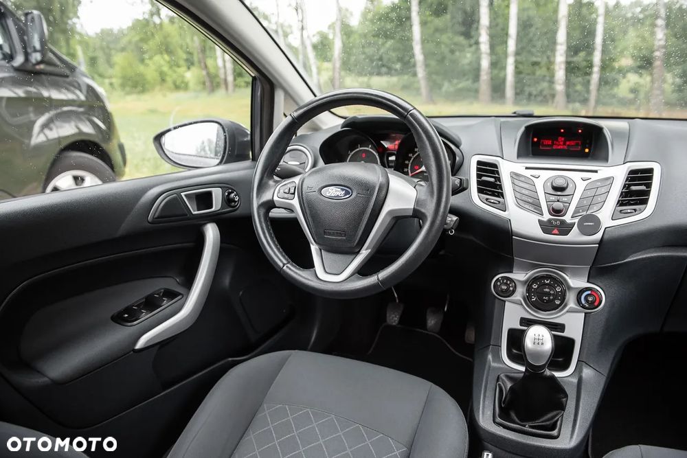 Ford Fiesta 1.25 Titanium X - 13