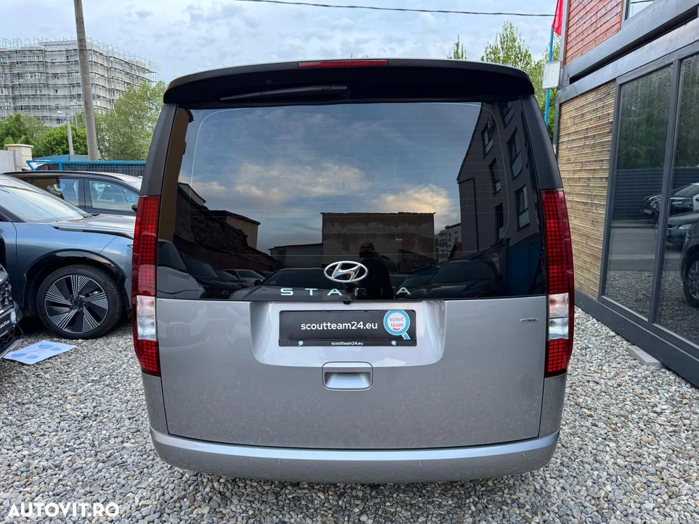 Hyundai Staria 2.2 CRDi Allrad Trend - 13