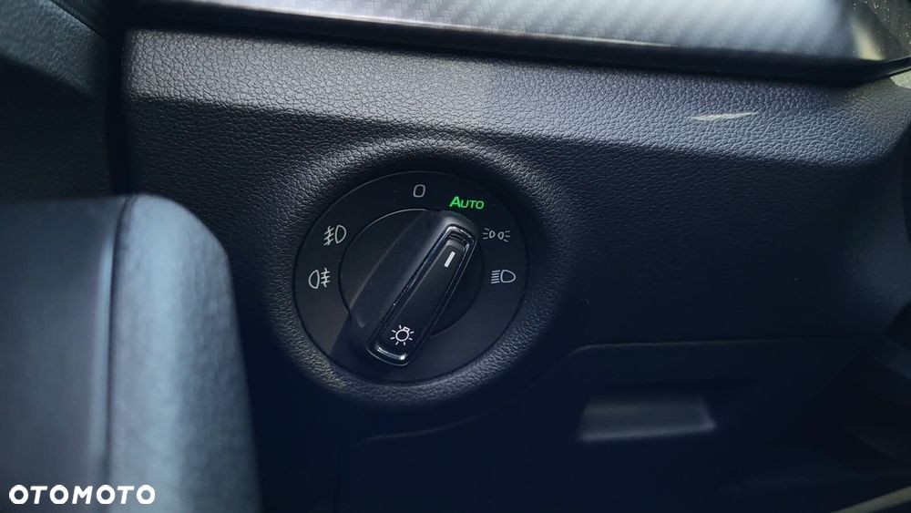 Skoda Kamiq 1.5 TSI Monte Carlo DSG - 18