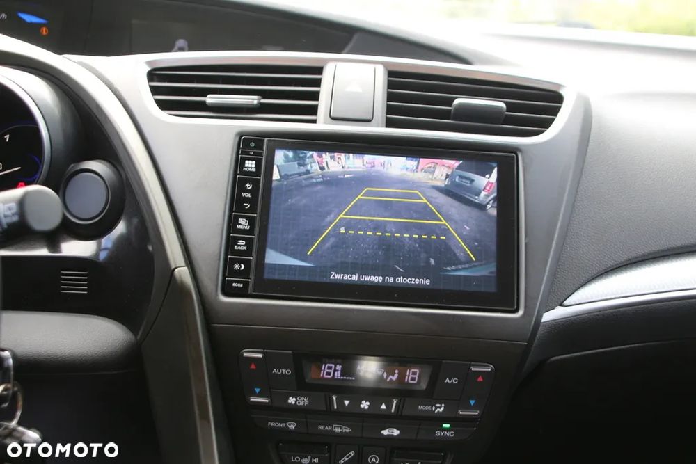 Honda Civic Tourer 1.8 i-VTEC Style Edition - 23