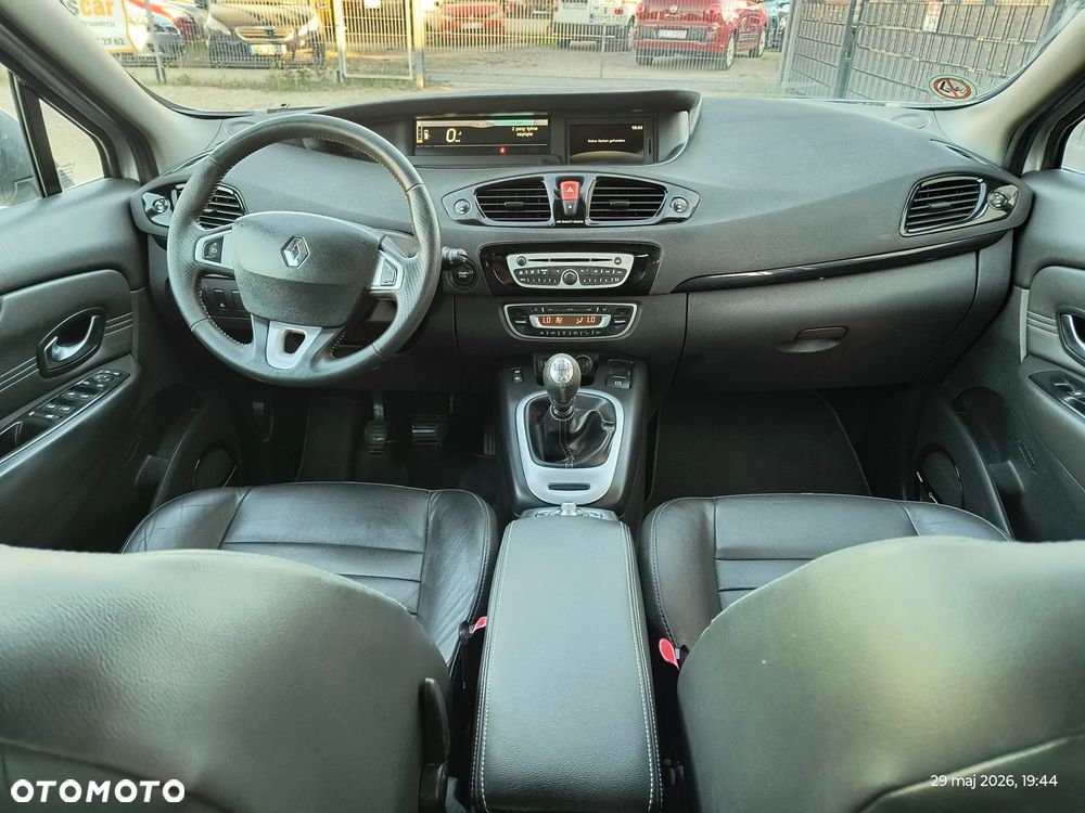 Renault Scenic dCi 130 FAP Bose Edition - 9