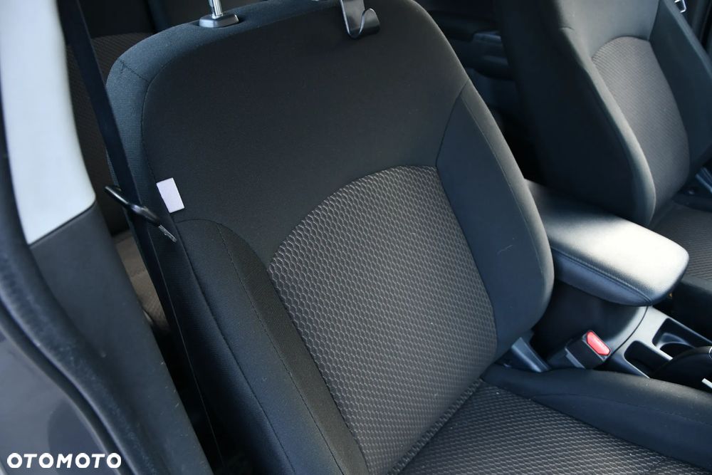 Mitsubishi ASX 1.6 Inform - 20