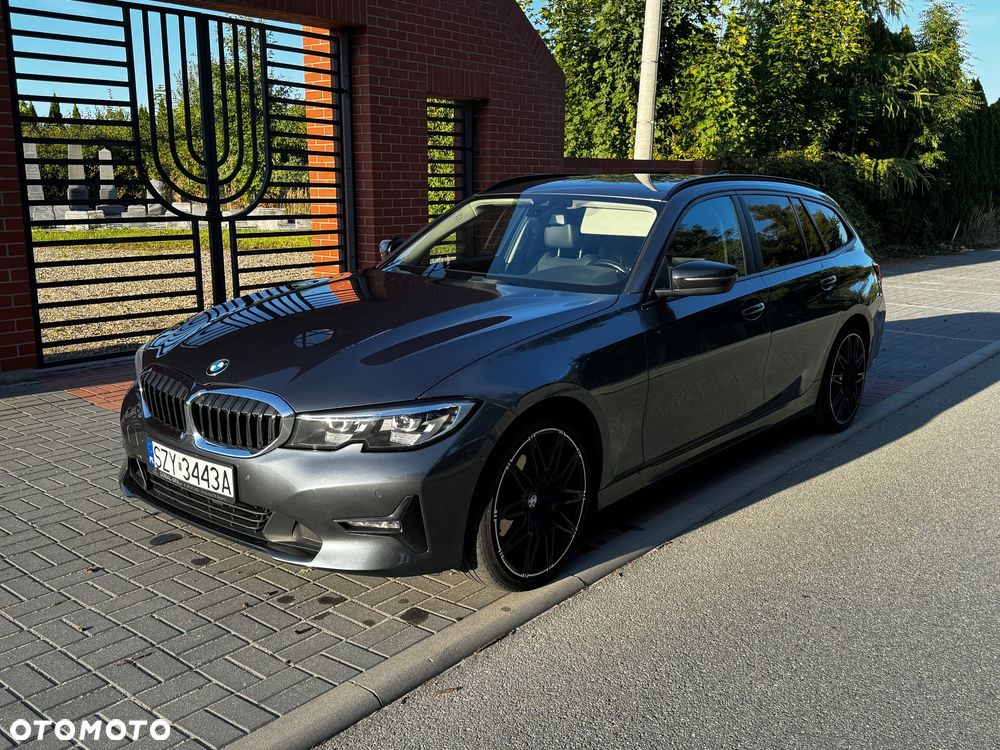 BMW Seria 3 320d xDrive Edition Luxury Line Purity - 13