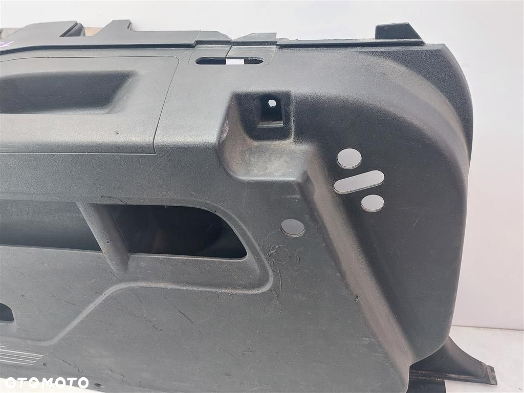 BOCZEK tapicerka tylna lewa Fiat Doblo II FL 2013R - 6