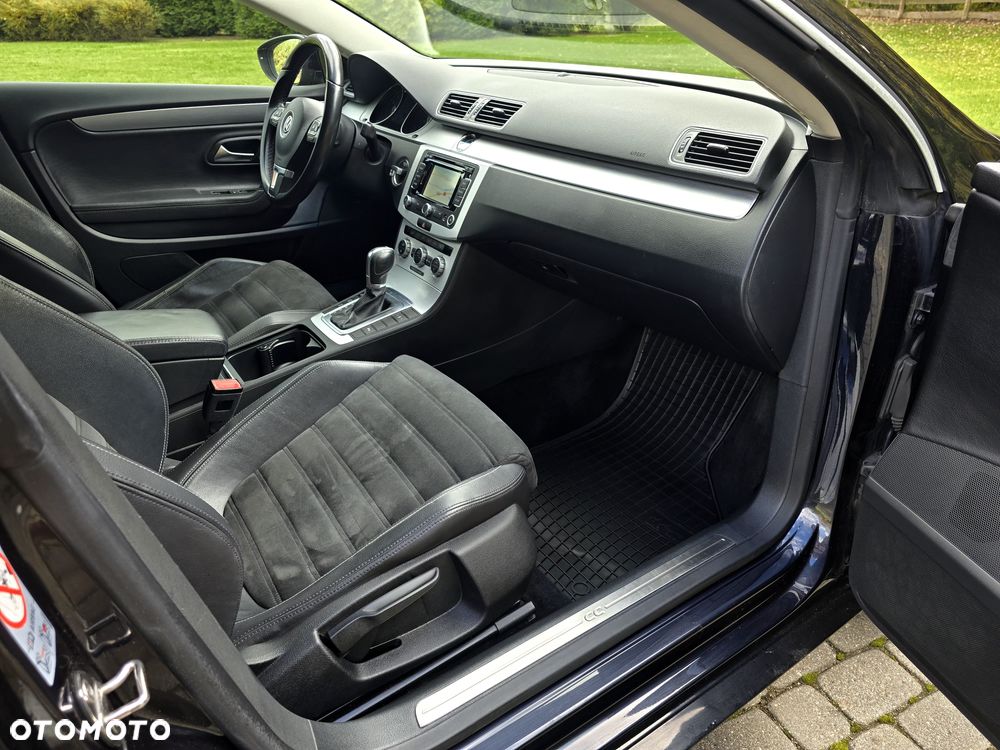 Volkswagen CC 2.0 TSI DSG - 35