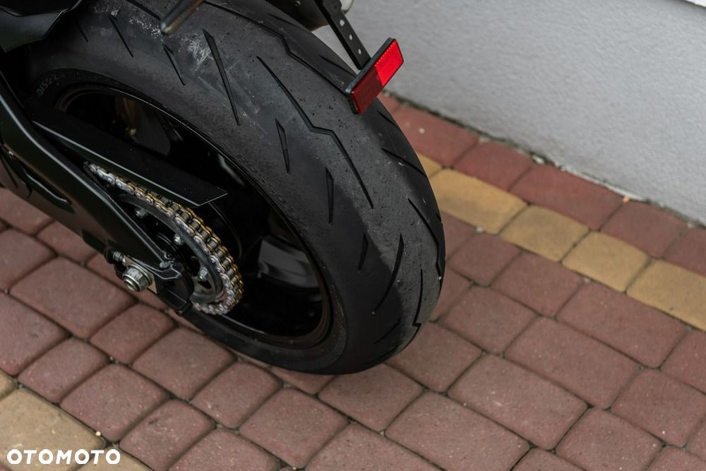 Yamaha MT - 9