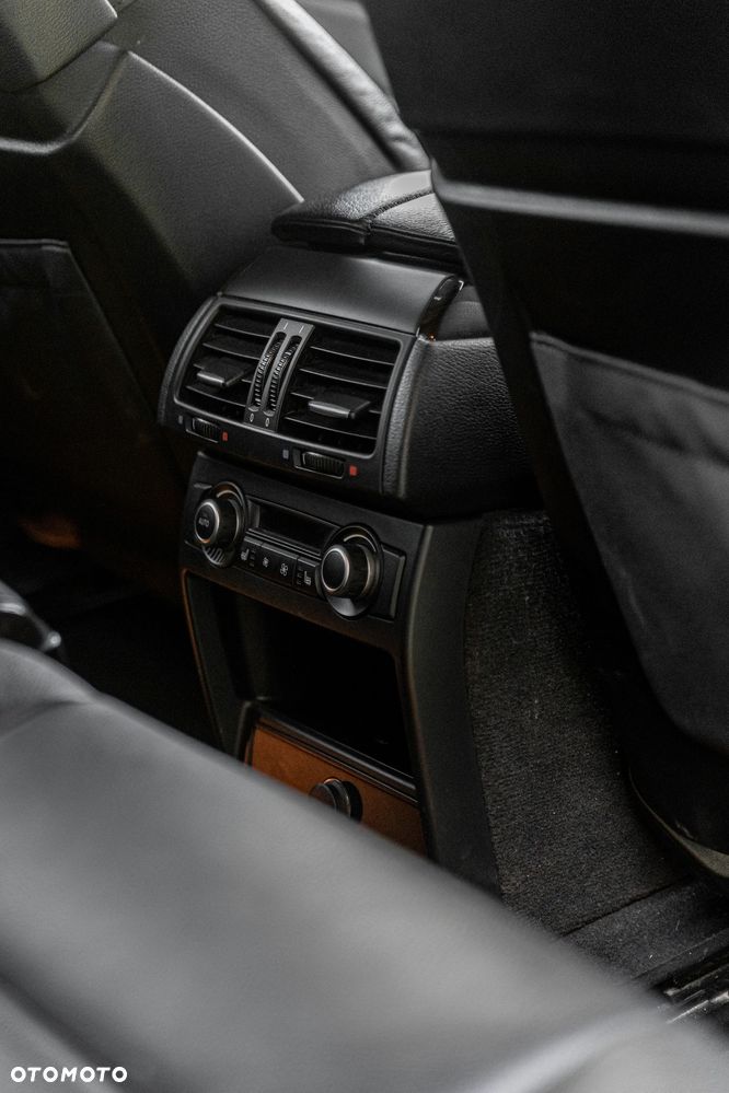 BMW X6 35i xDrive - 30