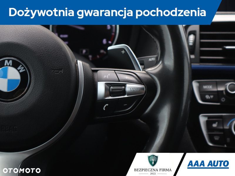BMW Seria 1 - 21