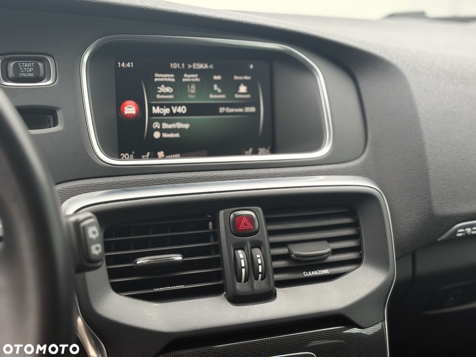 Volvo V40 - 12