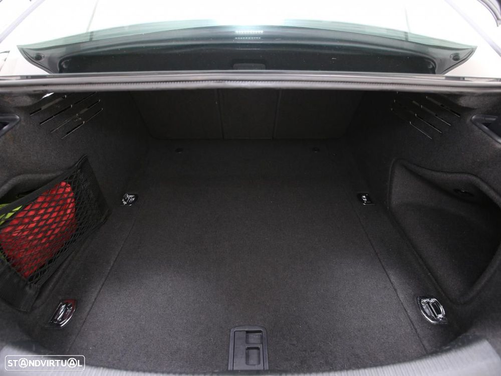 Audi A4 2.0 TDI - 19