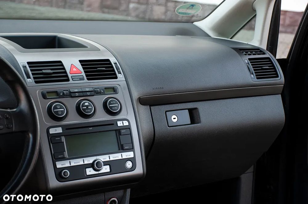 Volkswagen Touran 1.9 TDI United - 29