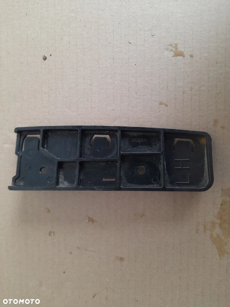 Mocowanie zderzaka ślizg lewy Ford Transit MK8 BK31-17D959-BD - 1