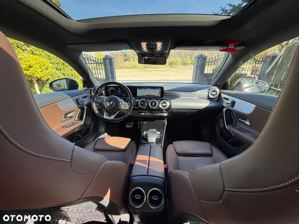 Mercedes-Benz CLA 200 d AMG Line 8G-DCT - 9