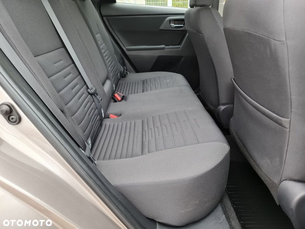 Toyota Auris 1.6 Comfort - 11