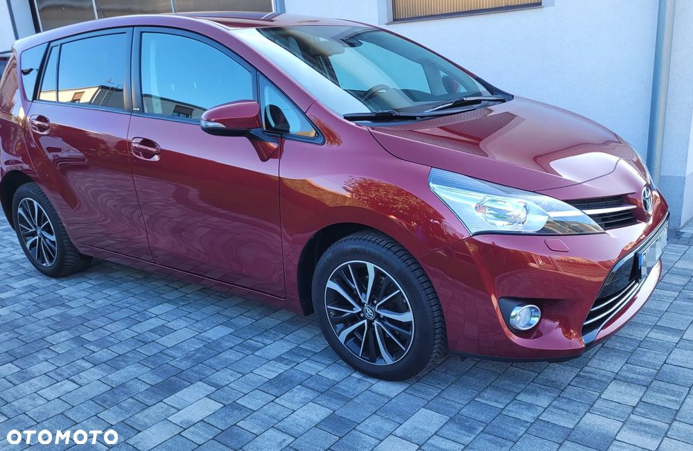 Toyota Verso 1.8 Premium EU6 - 19