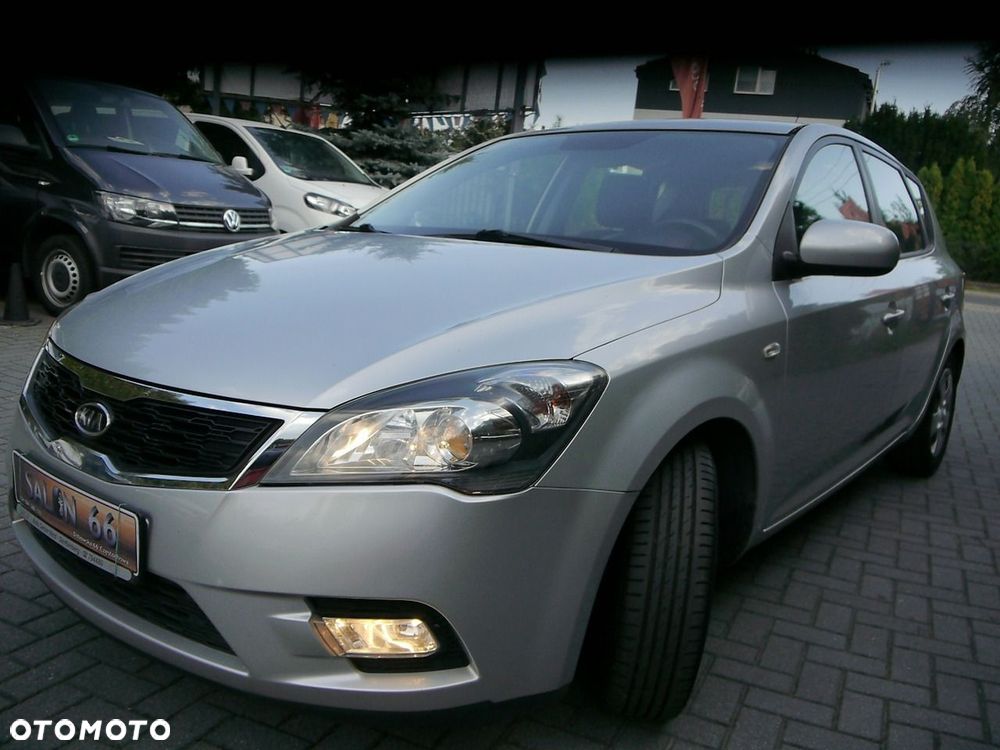 Kia Ceed 1.4 Comfort - 17