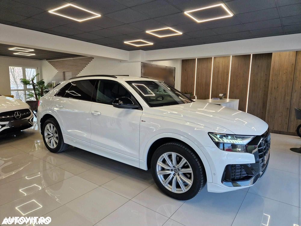 Audi Q8 - 7