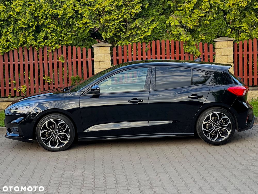 Ford Focus 1.5 EcoBoost ST-Line - 19