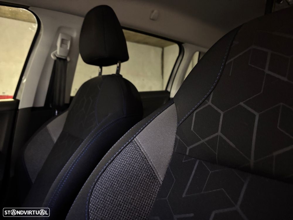 Peugeot 2008 1.5 BlueHDi Signature - 11