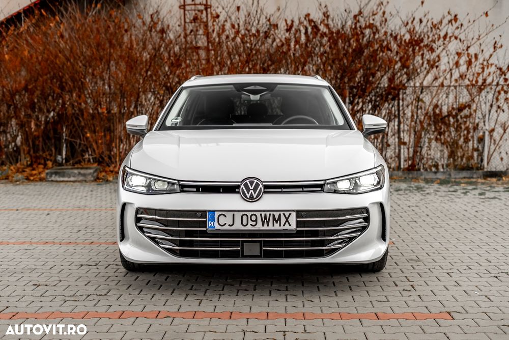 Volkswagen Passat Variant 2.0 TDI SCR DSG Elegance - 38